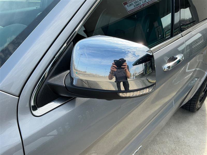 Used 2015 Jeep Grand Cherokee Overland image 13