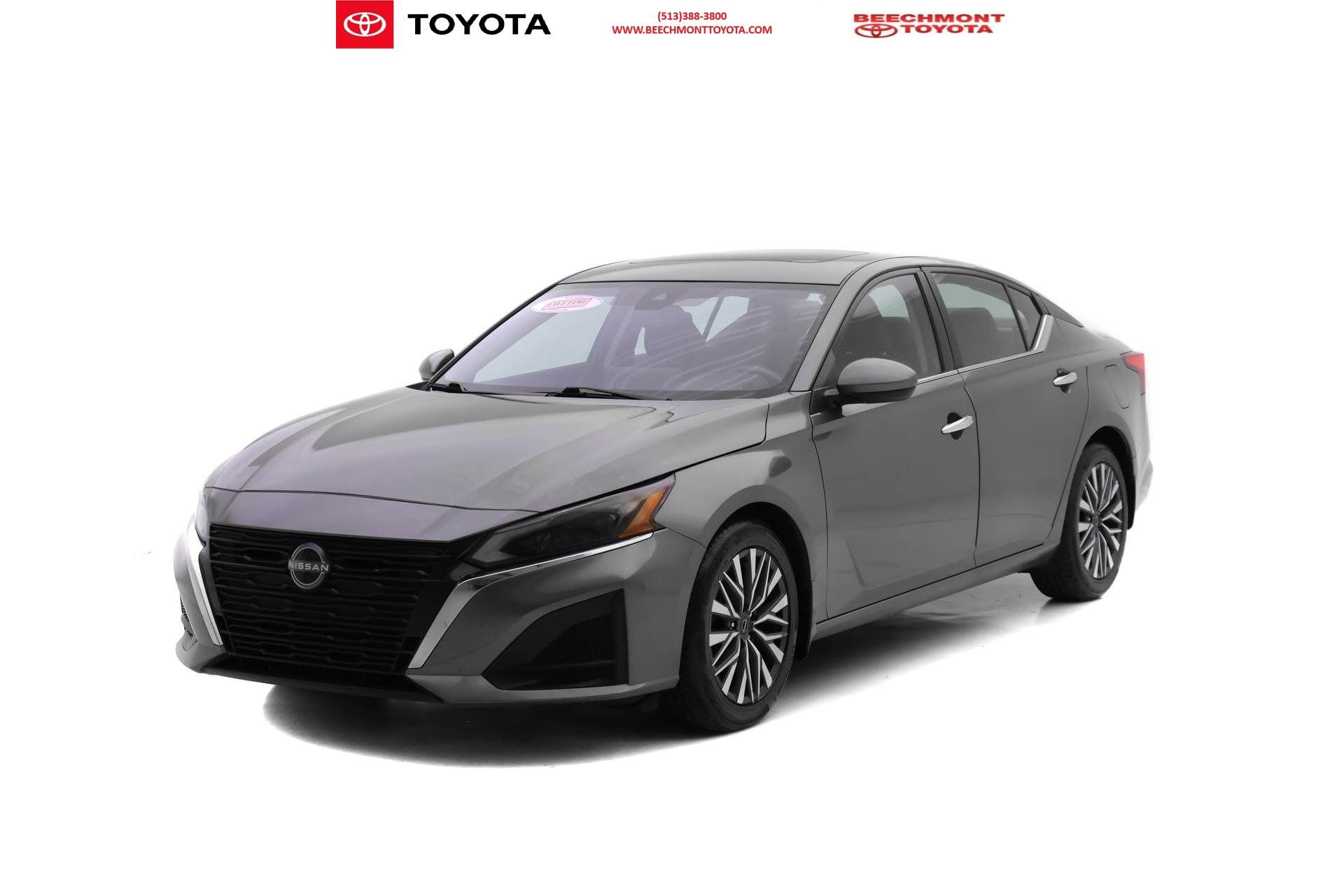 Used 2023 Nissan Altima 2.5 SV w/ SV Premium Package image 1