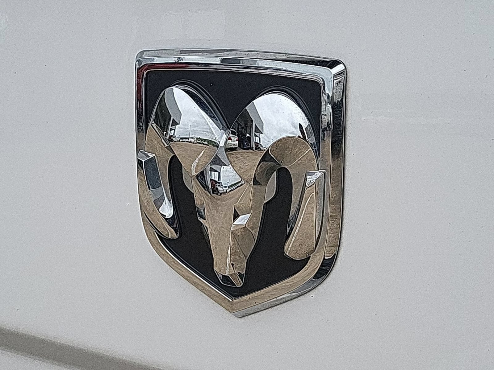Used 2018 RAM 1500 Express w/ Express Value Package RWD image 29