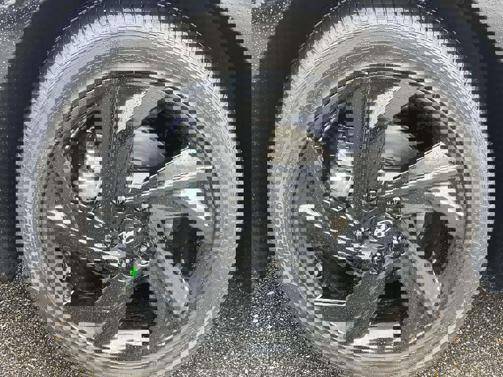 New 2026 Hyundai Elantra SEL Sport Premium image 5