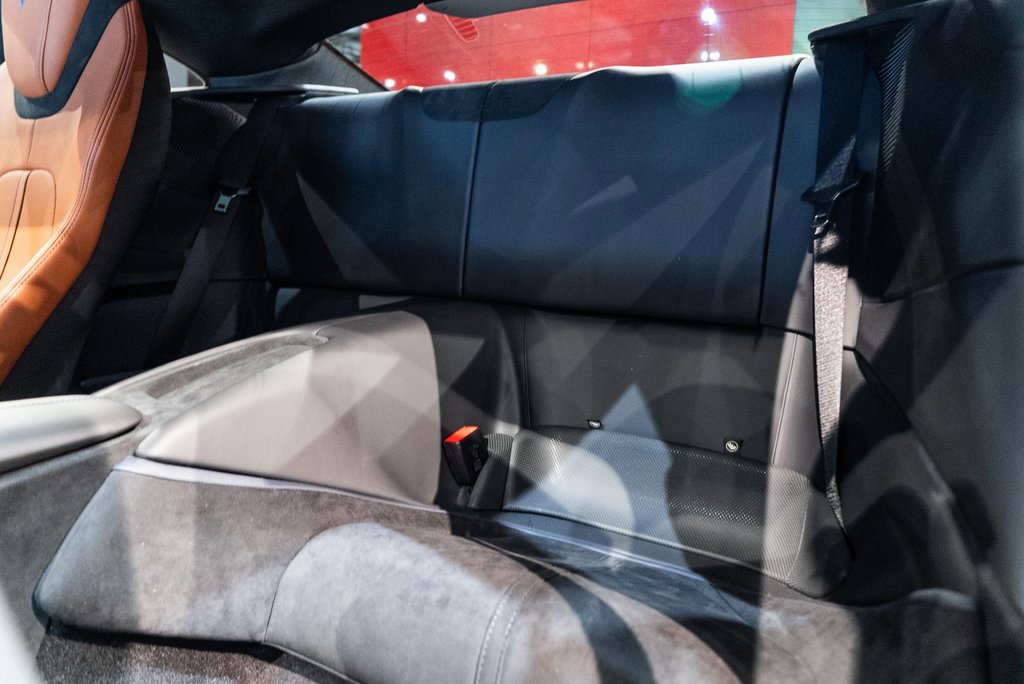 Certified 2022 Ferrari Roma image 34