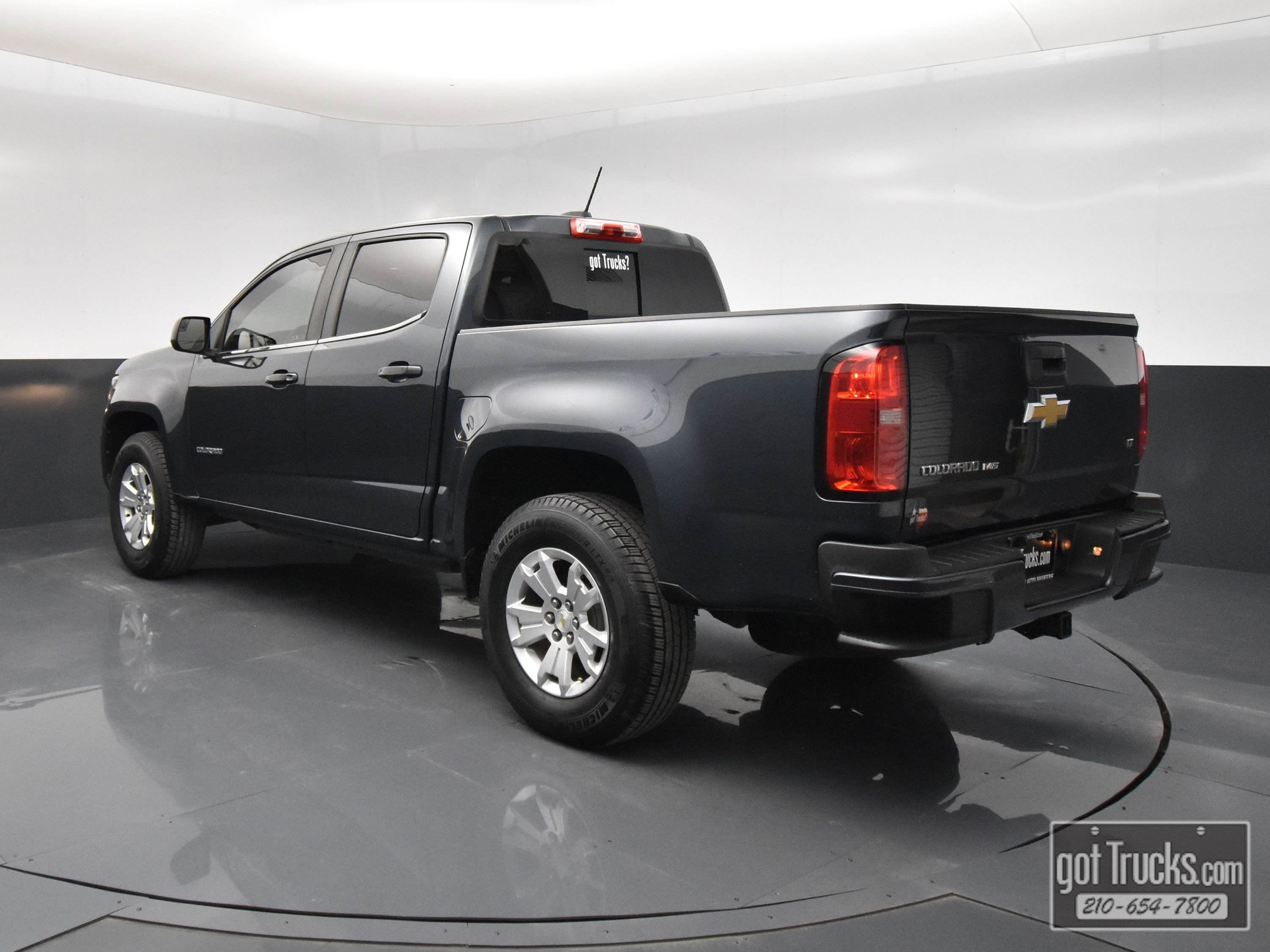 Used 2020 Chevrolet Colorado LT w/ LT Convenience Package RWD image 5