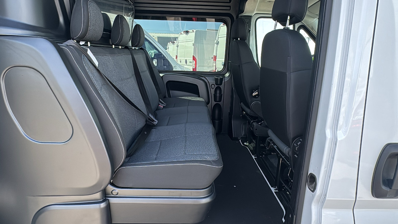 New 2026 RAM ProMaster 3500 w/ Crew Van Package image 14