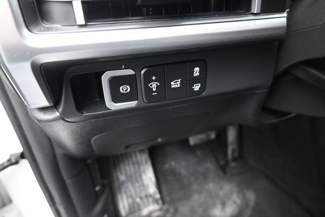 Used 2024 Hyundai Santa Fe XRT AWD/4WD image 13
