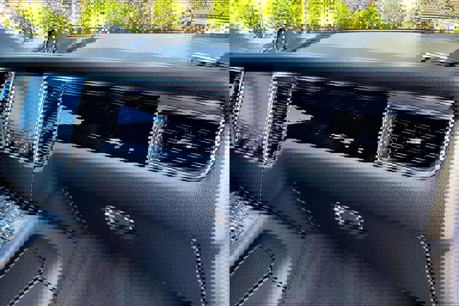 Used 2017 Porsche Macan image 17