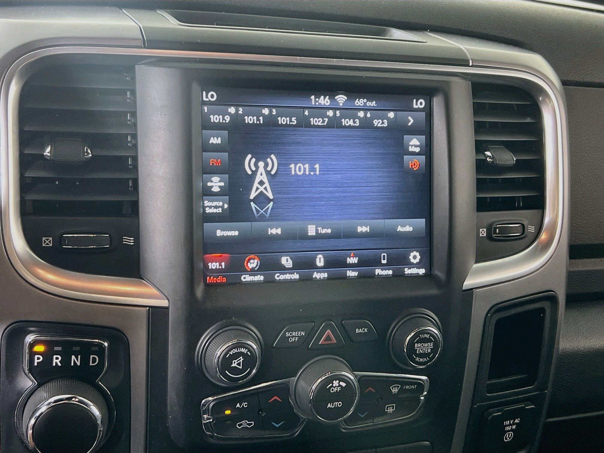 Used 2021 RAM 1500 Warlock w/ Luxury Group AWD/4WD image 15