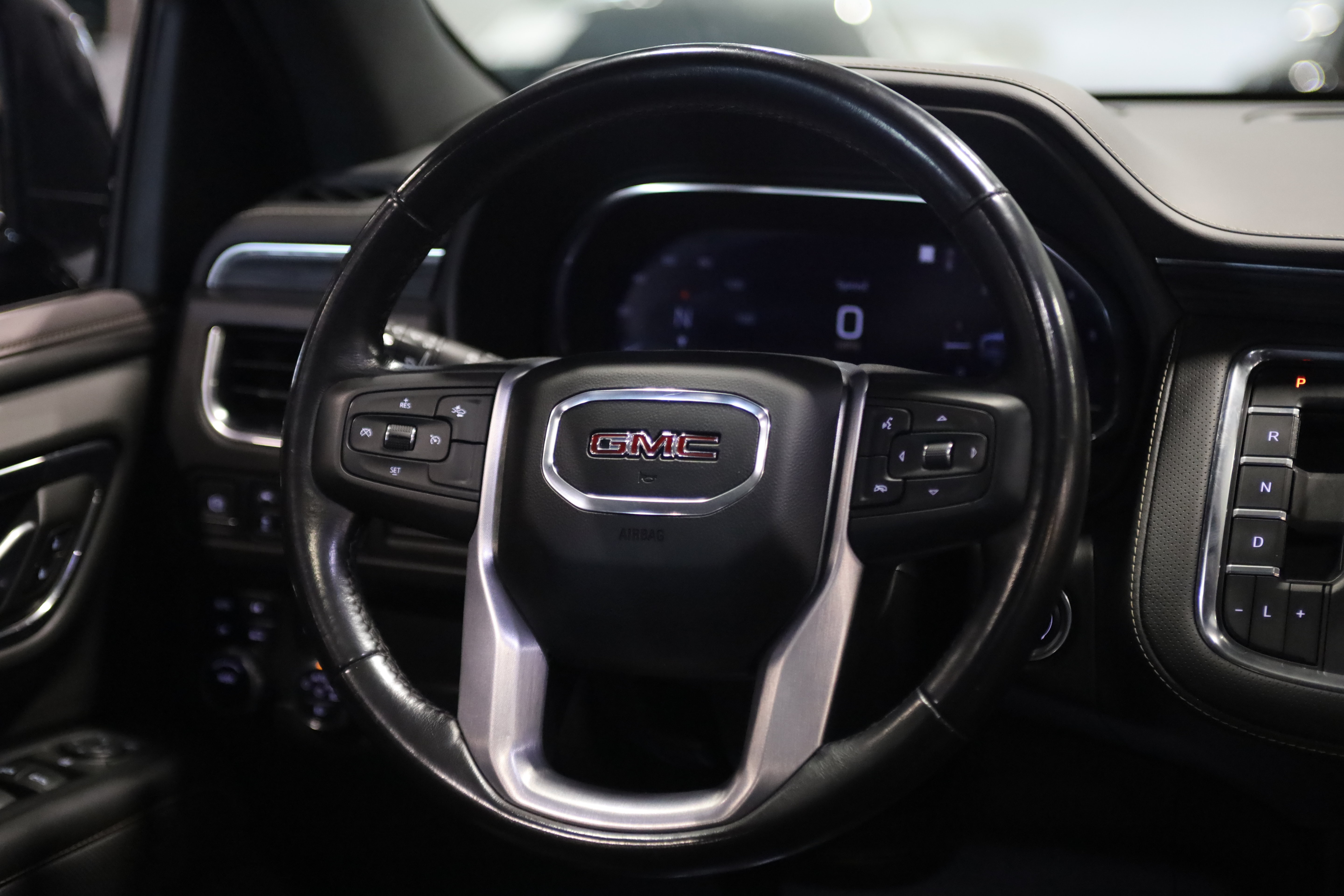Used 2022 GMC Yukon SLT AWD/4WD image 26