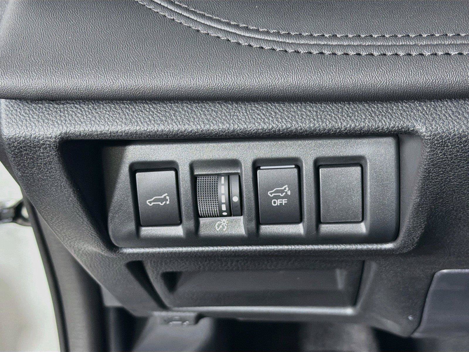 Used 2025 Subaru Outback Wilderness AWD/4WD image 17