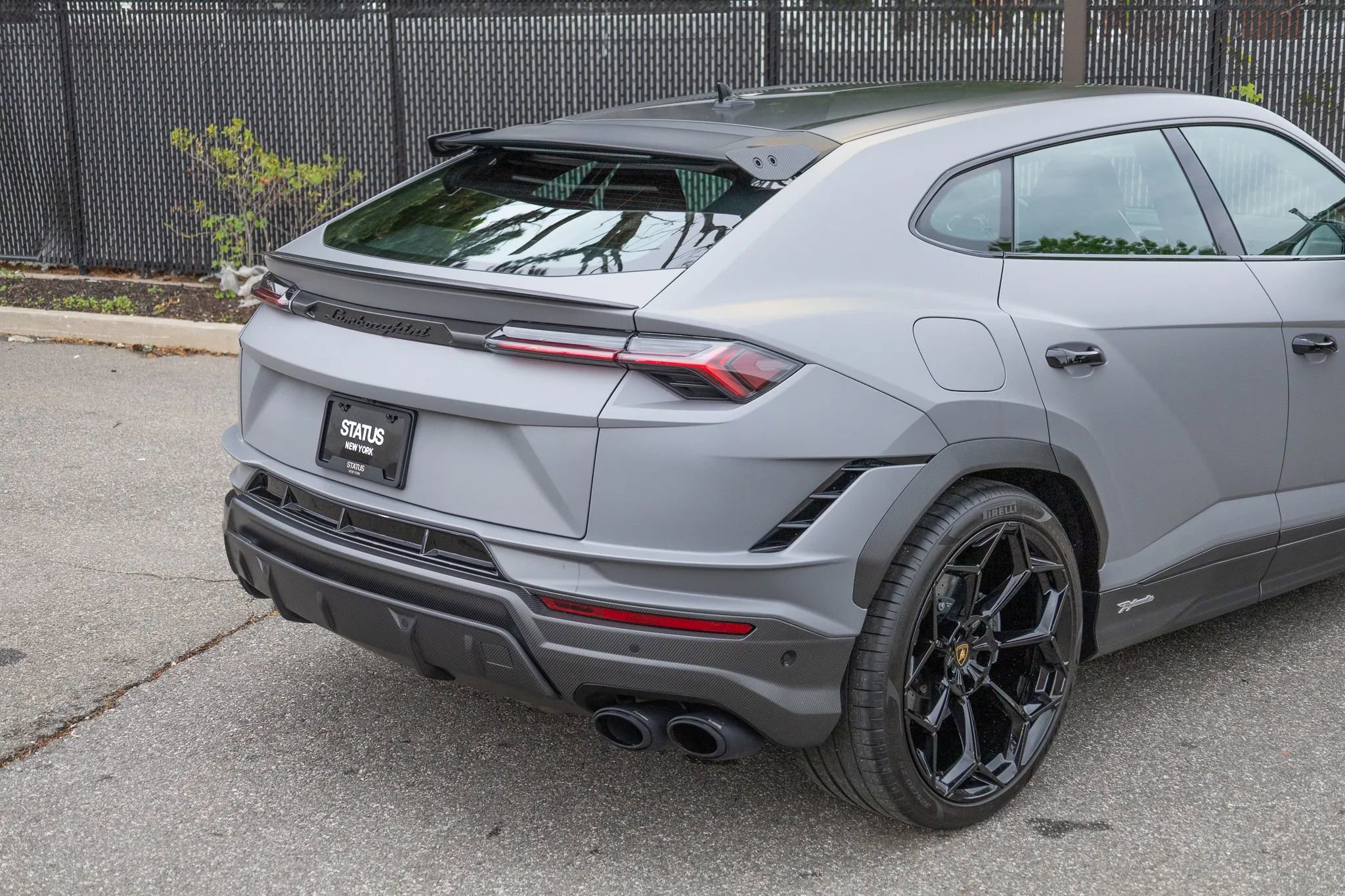 Used 2024 Lamborghini Urus Performante AWD/4WD image 34