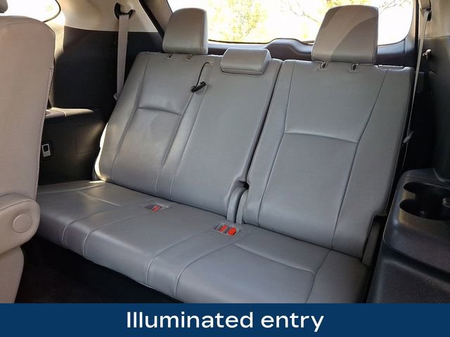 Used 2021 Toyota Highlander XLE AWD/4WD image 20