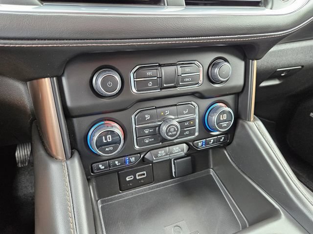 Used 2023 Chevrolet Tahoe High Country AWD/4WD image 35