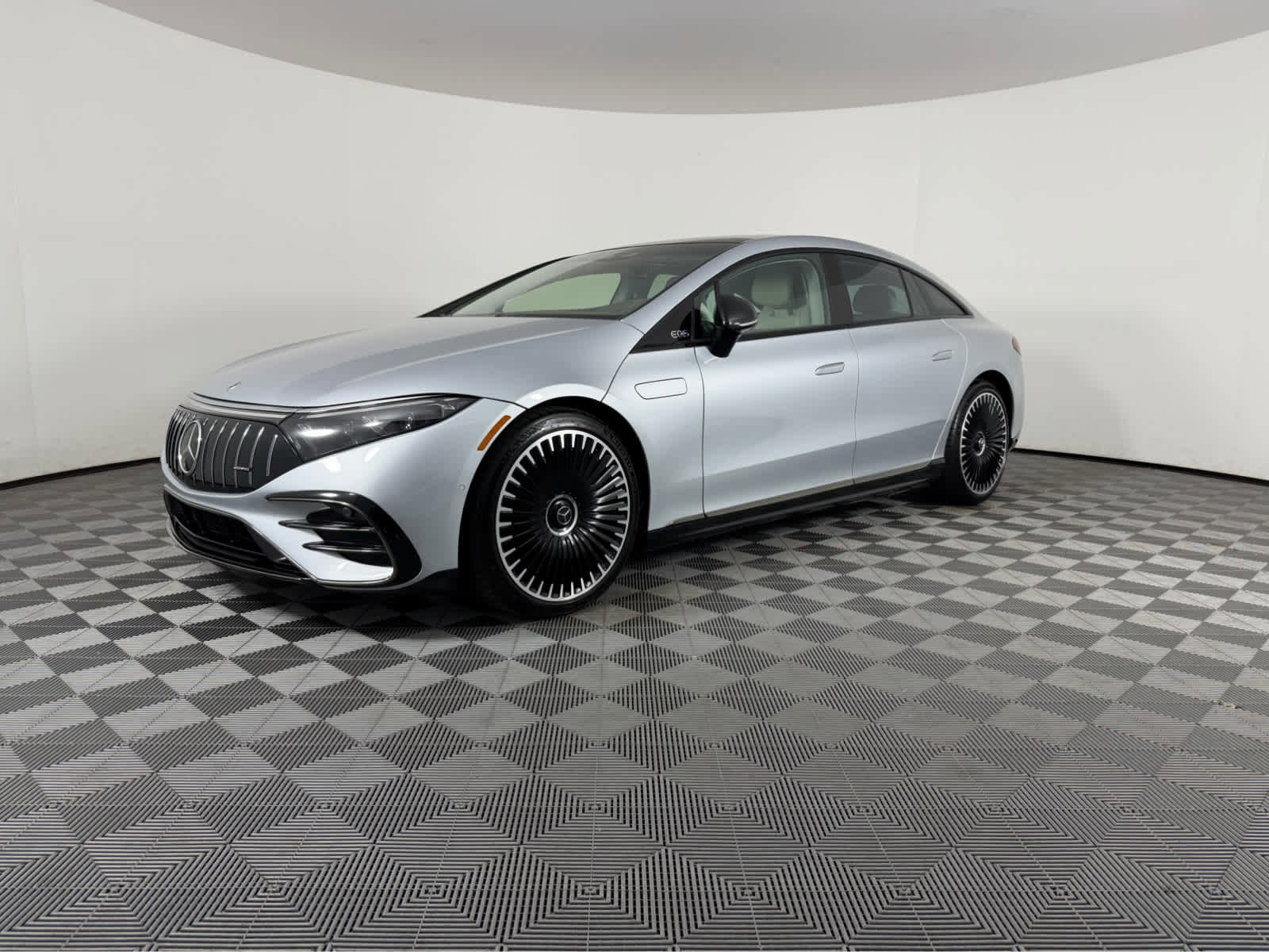 Used 2023 Mercedes-Benz EQS AMG 4MATIC image 8