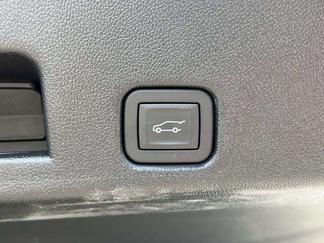 Used 2026 Buick Enclave Sport Touring w/ Power Package FWD image 11