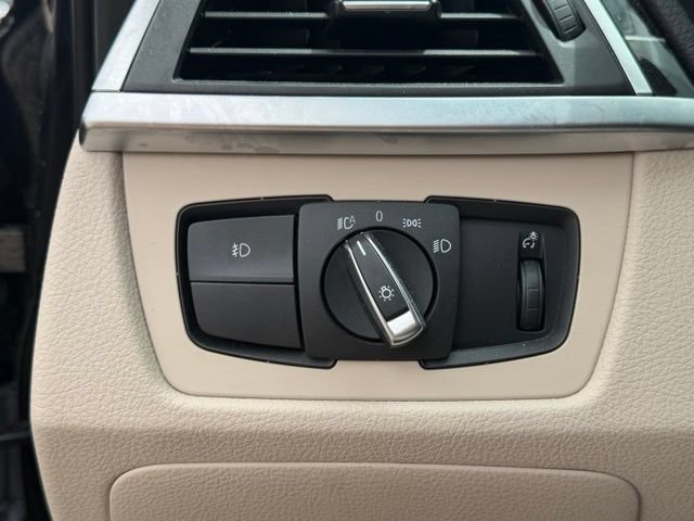 Used 2016 BMW 340i Sedan RWD image 16