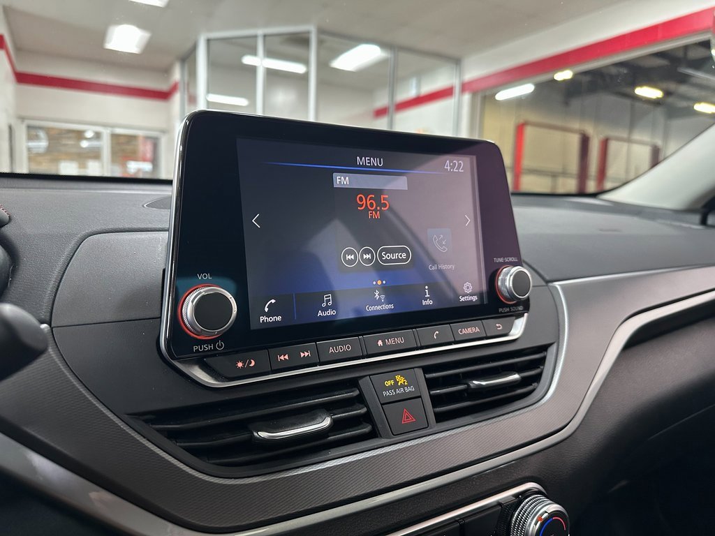 Used 2023 Nissan Altima 2.5 SR image 19