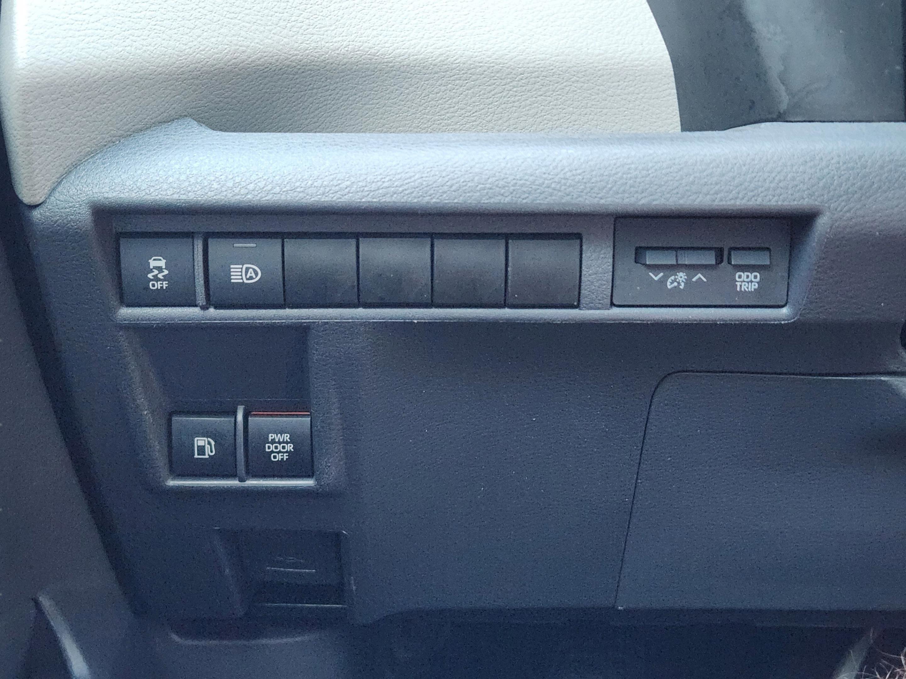 Used 2021 Toyota Sienna XLE FWD image 15