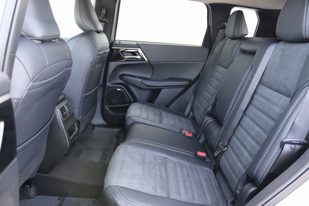 New 2026 Mitsubishi Outlander SE AWD/4WD image 28