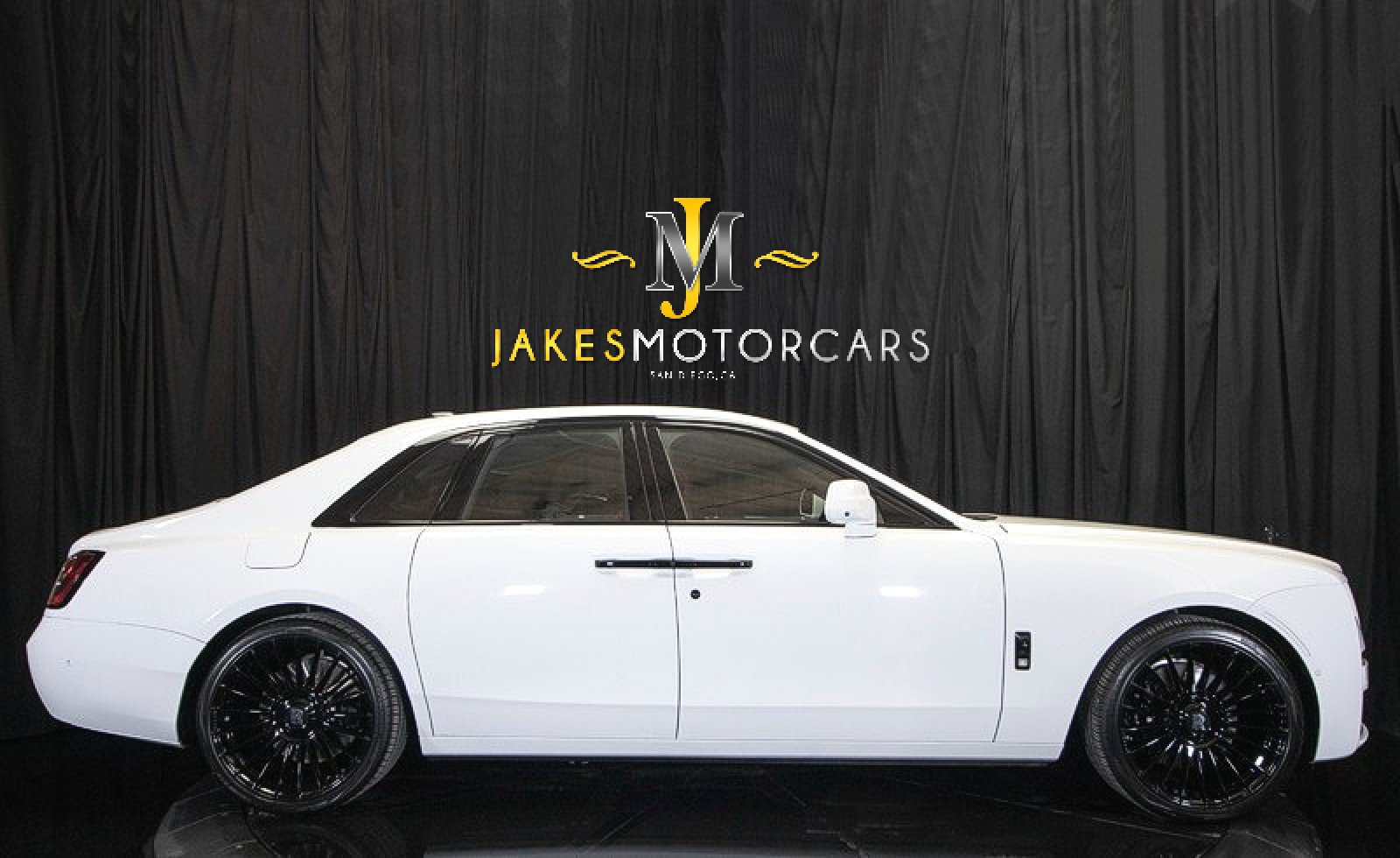 Used 2021 Rolls-Royce Ghost image 19