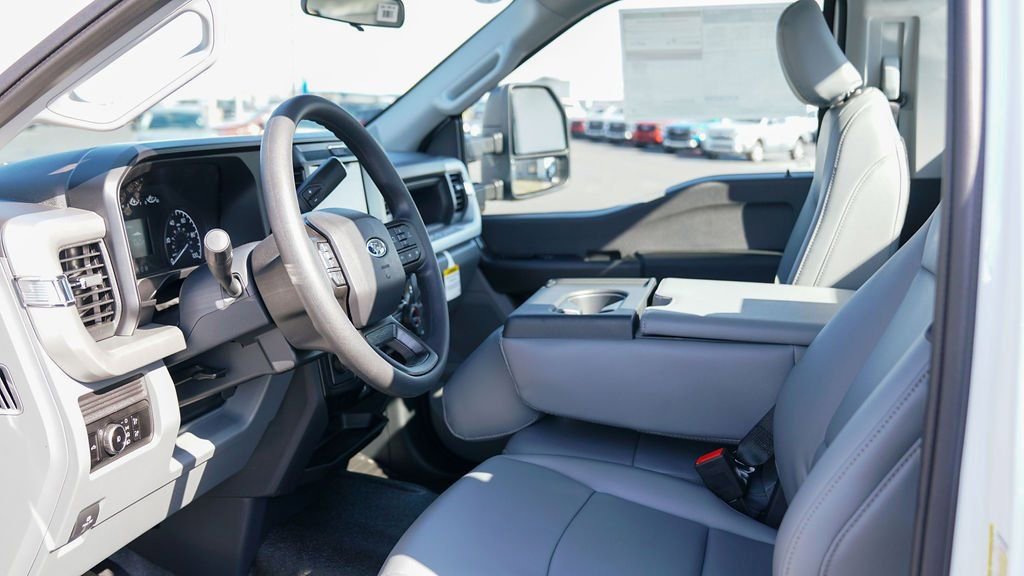 New 2025 Ford F250 XL w/ 360-Degree Camera Package image 14