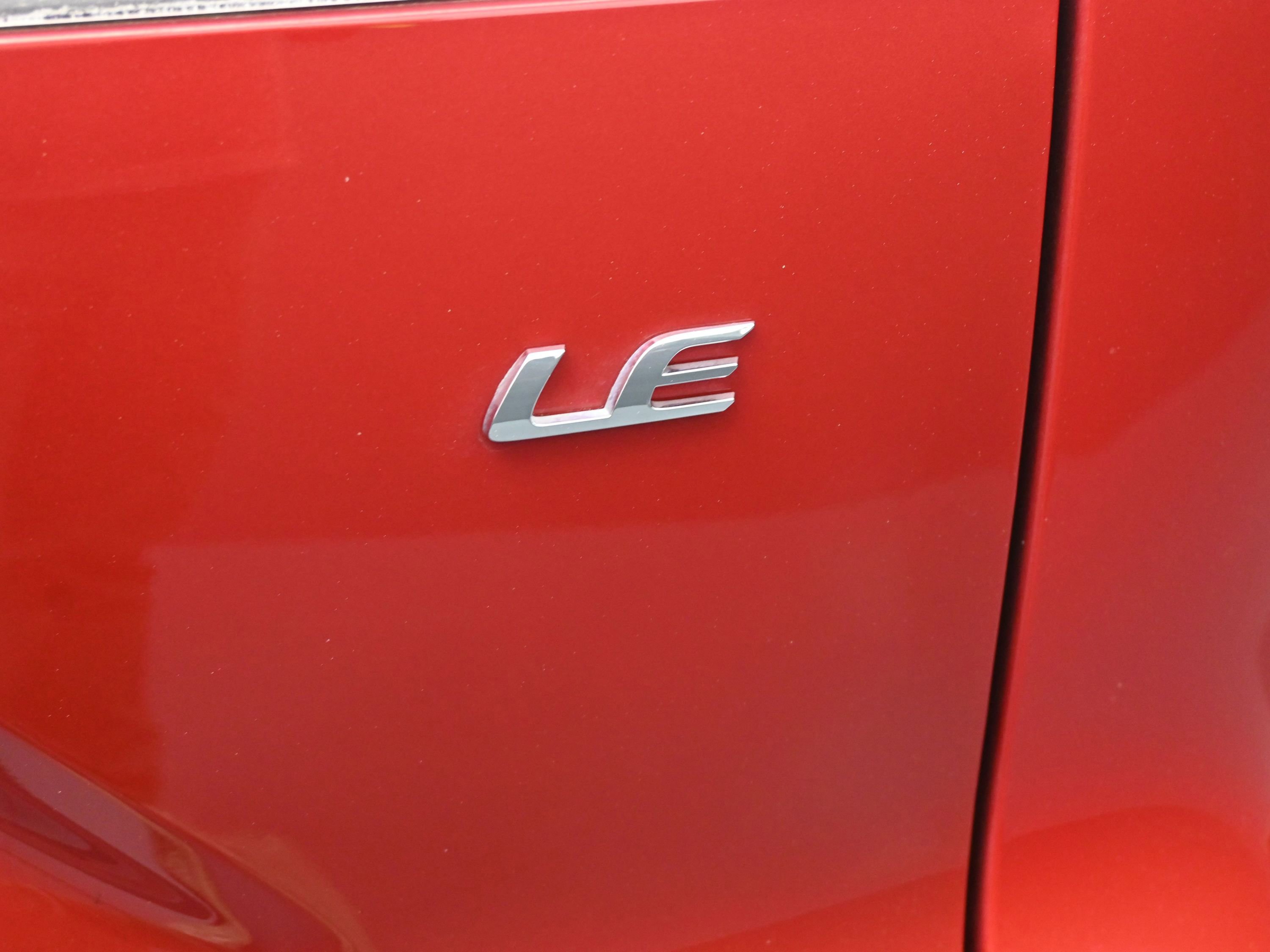 Certified 2023 Toyota Corolla Cross LE image 37