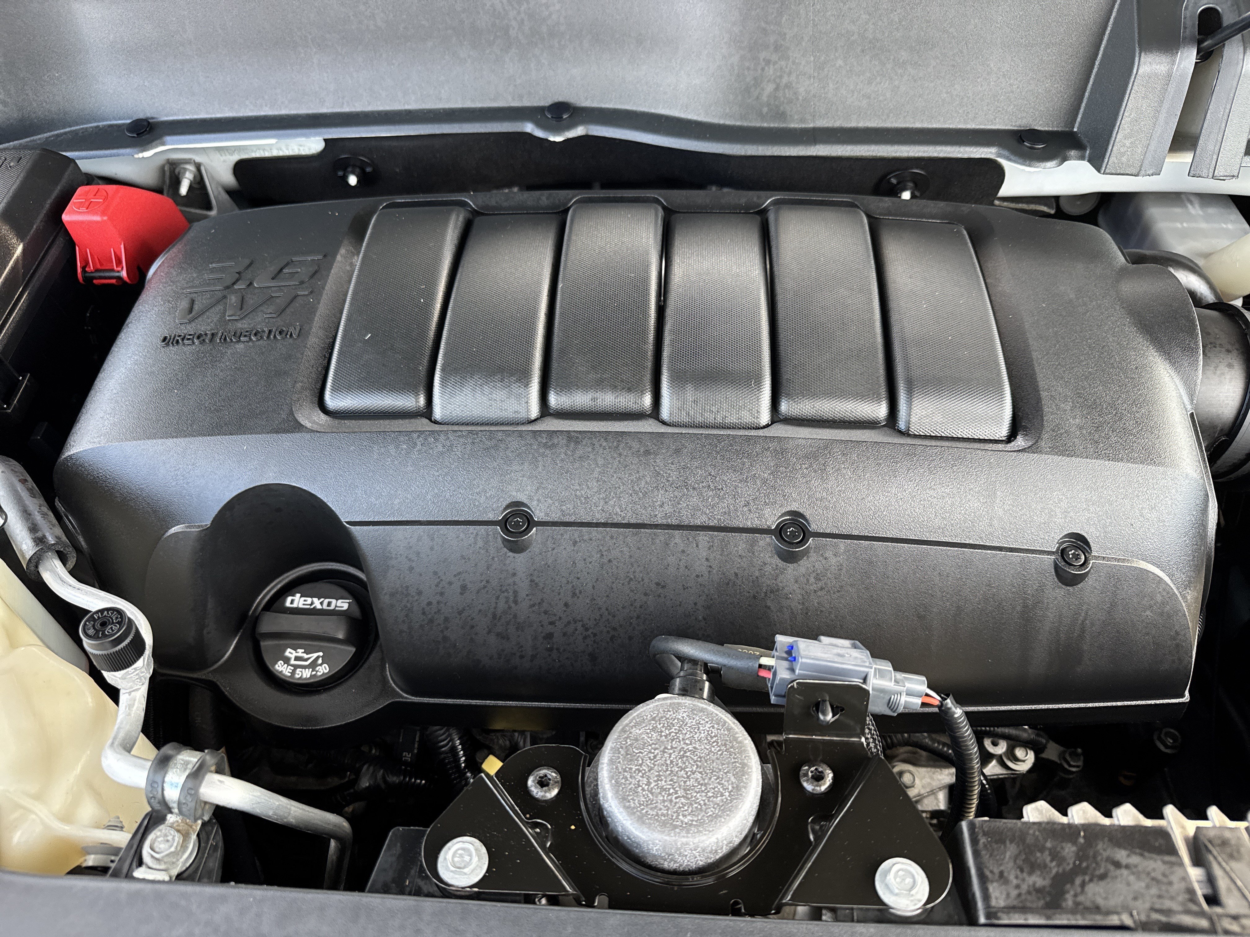 Used 2014 GMC Acadia SLE FWD image 34
