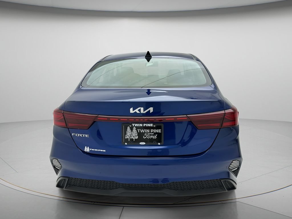 Used 2023 Kia Forte LXS FWD image 7