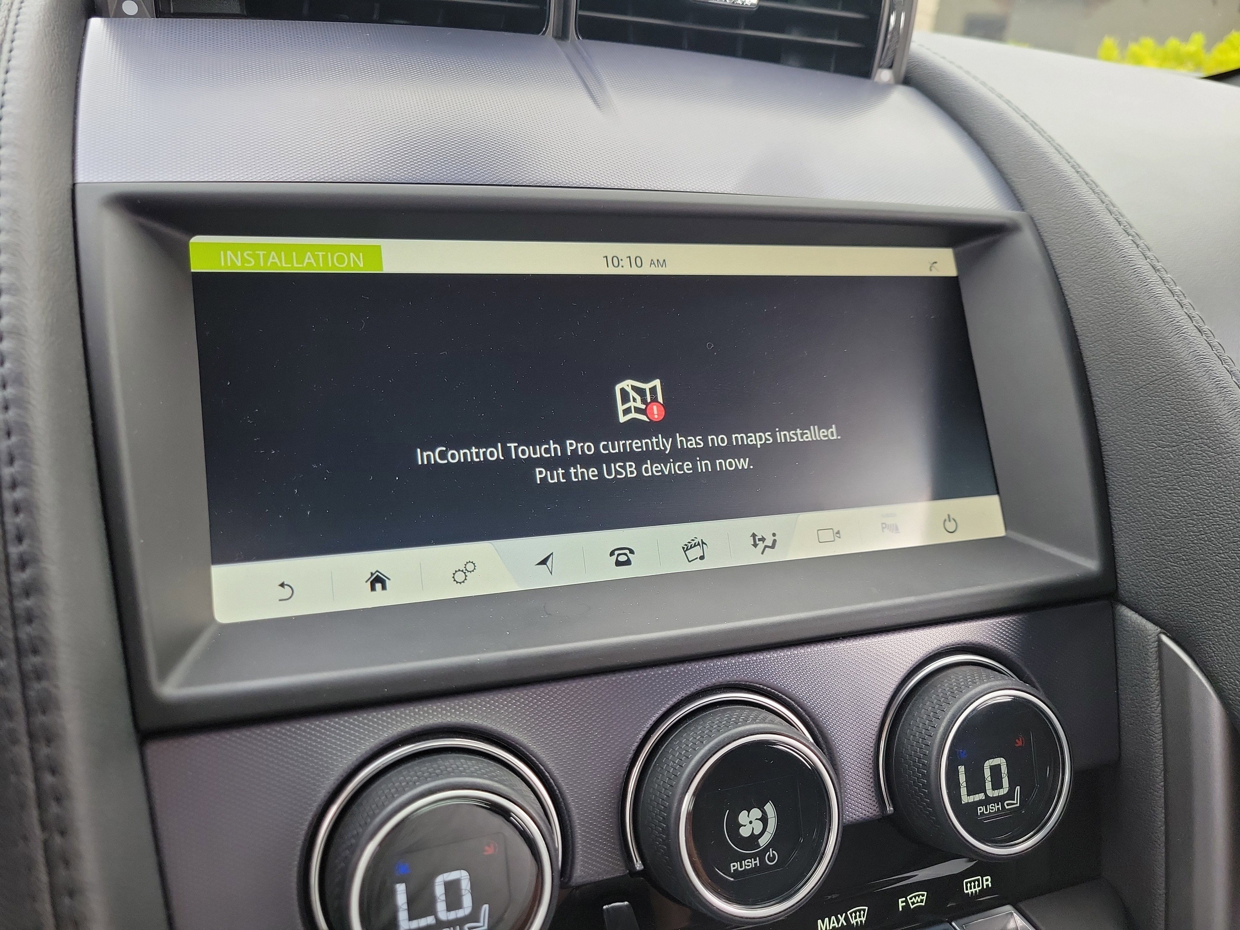 Used 2020 Jaguar F-TYPE Coupe image 17