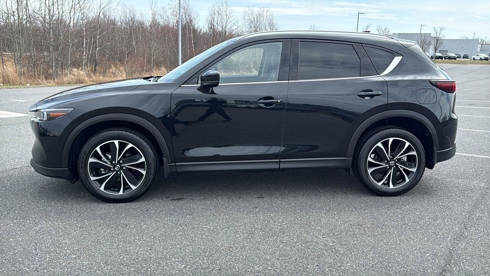 Certified 2022 MAZDA CX-5 AWD 2.5 S w/ Premium Plus Pkg image 12