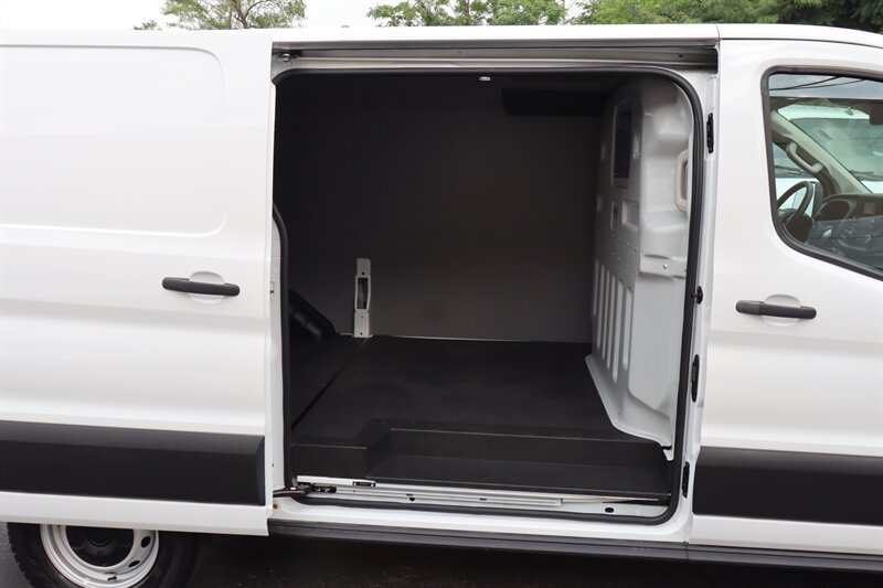 Used 2025 Ford Transit 150 Low Roof RWD image 21