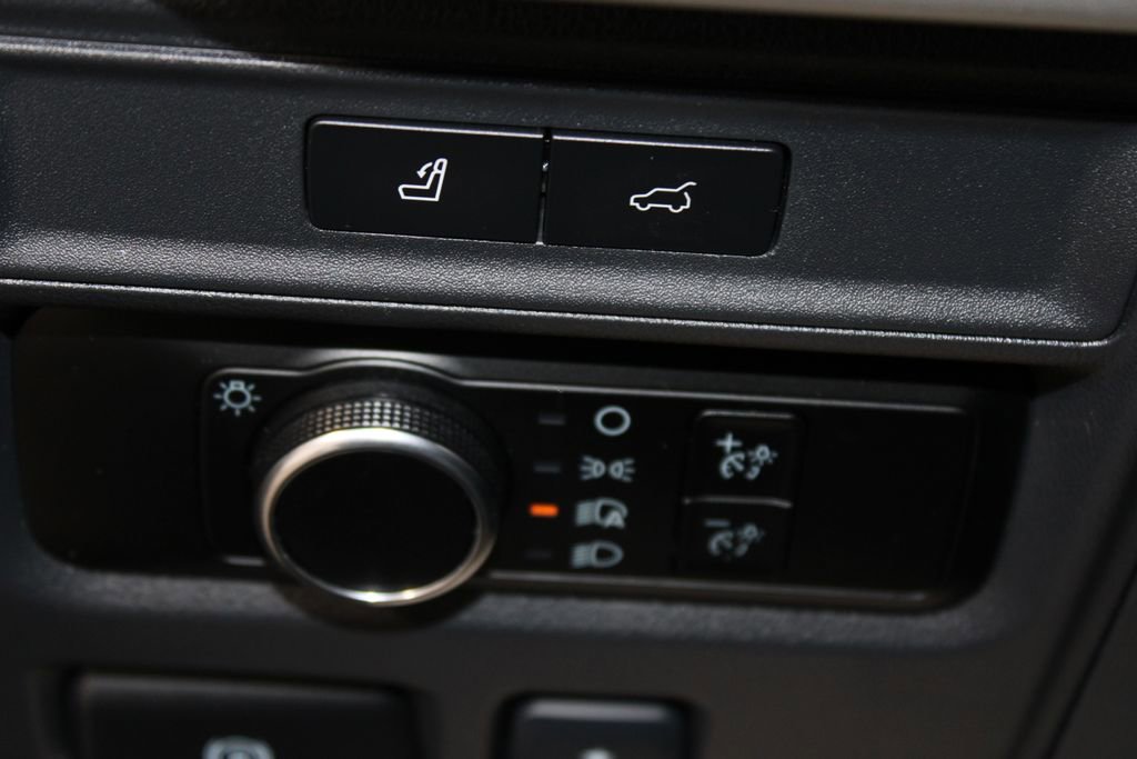 Used 2024 Ford Expedition Max XLT image 38