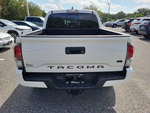 Used 2020 Toyota Tacoma TRD Sport image 11