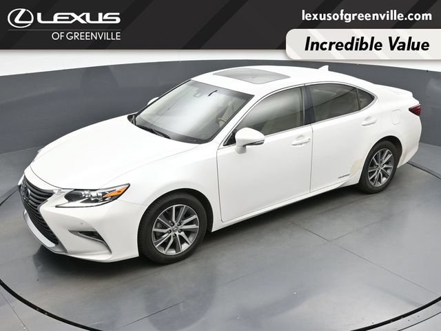 Used 2017 Lexus ES 300h w/ Luxury Package FWD image 24