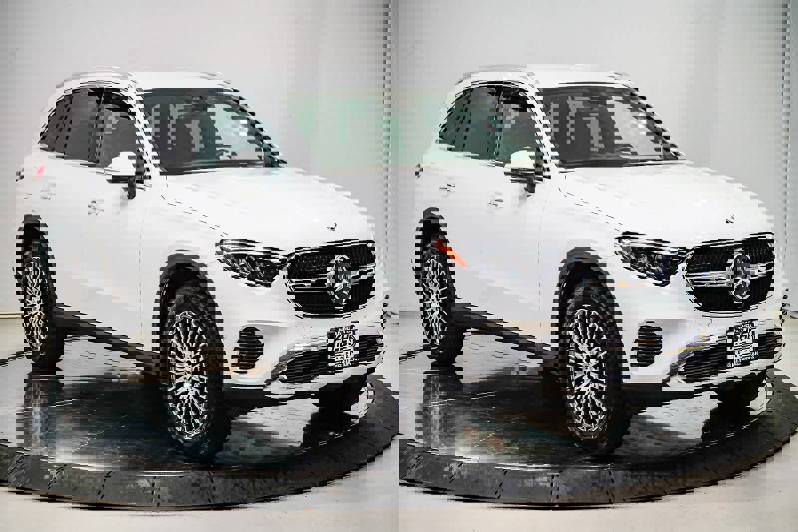 Used 2025 Mercedes-Benz GLC 300 image 5