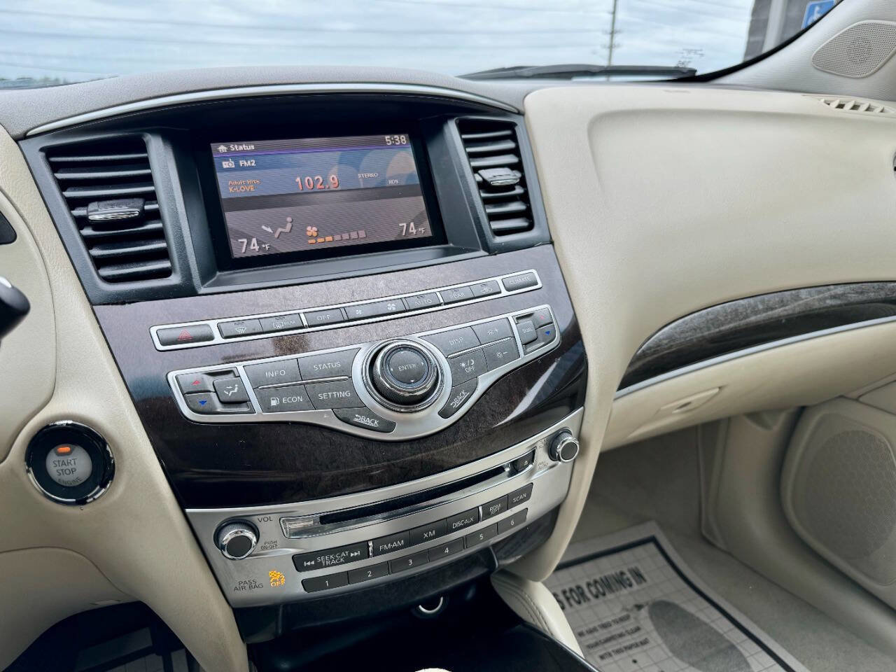 Used 2014 INFINITI QX60 AWD w/ Premium Package image 18