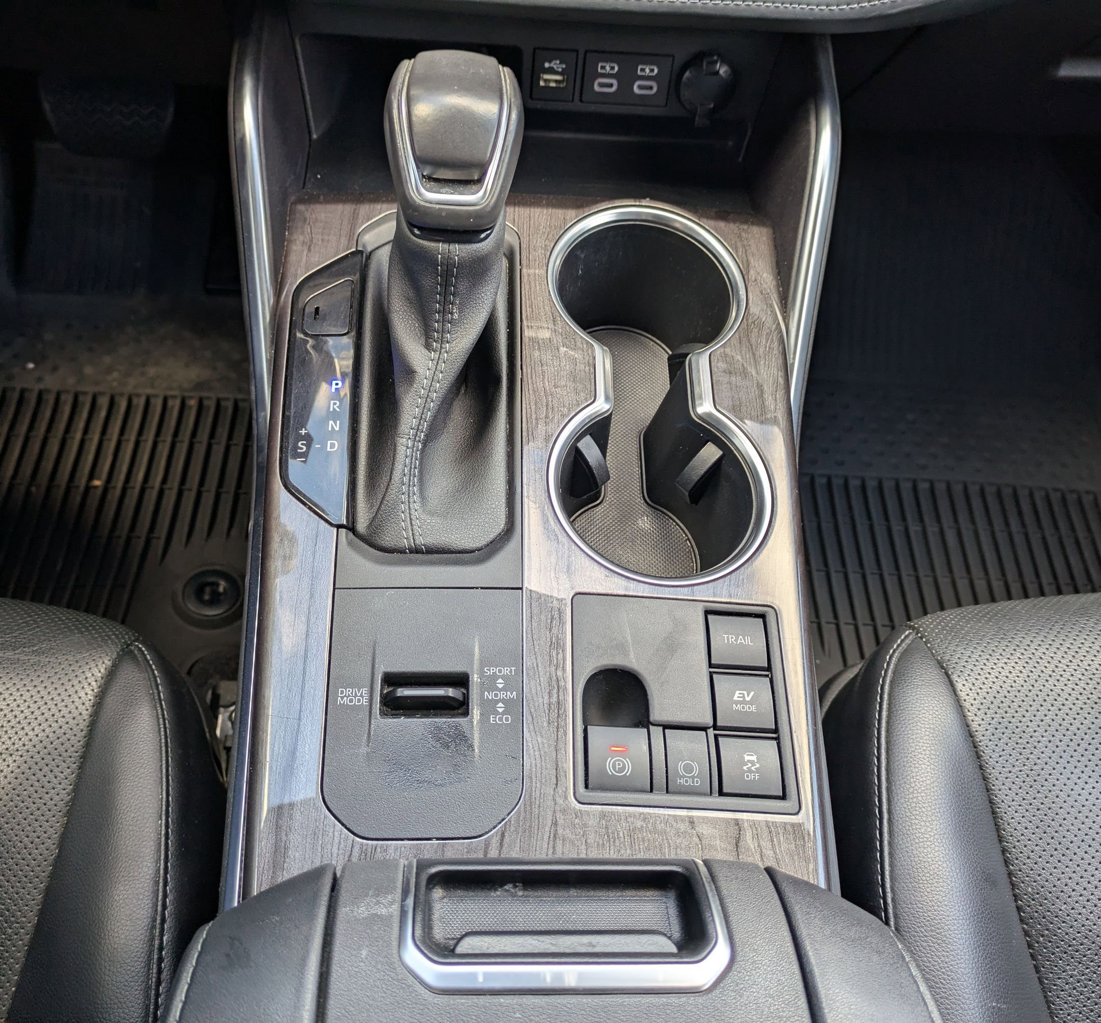 Used 2023 Toyota Highlander Limited image 15