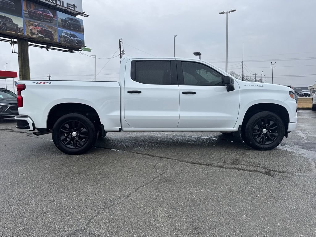 Used 2024 Chevrolet Silverado 1500 Custom image 7