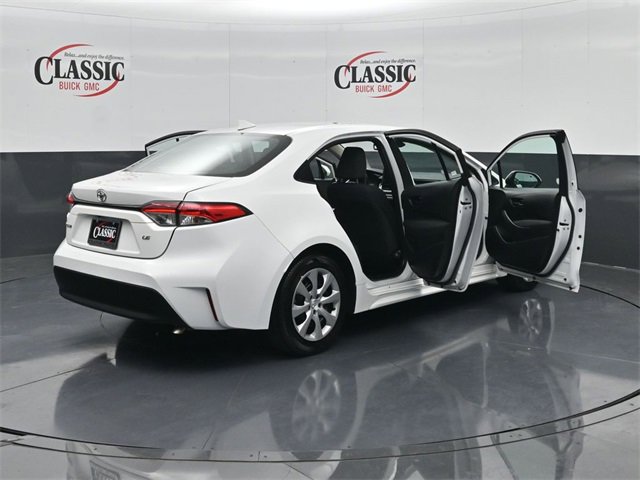 Used 2024 Toyota Corolla LE image 34