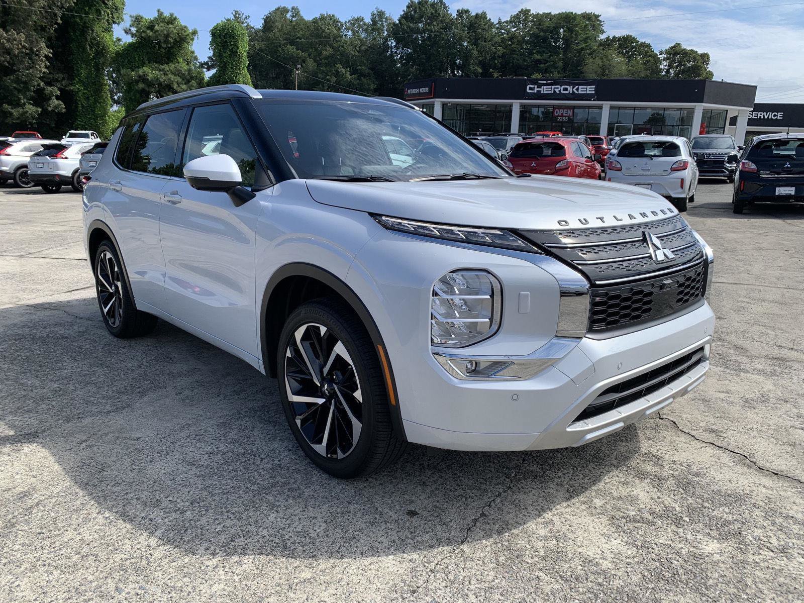 Used 2024 Mitsubishi Outlander SEL