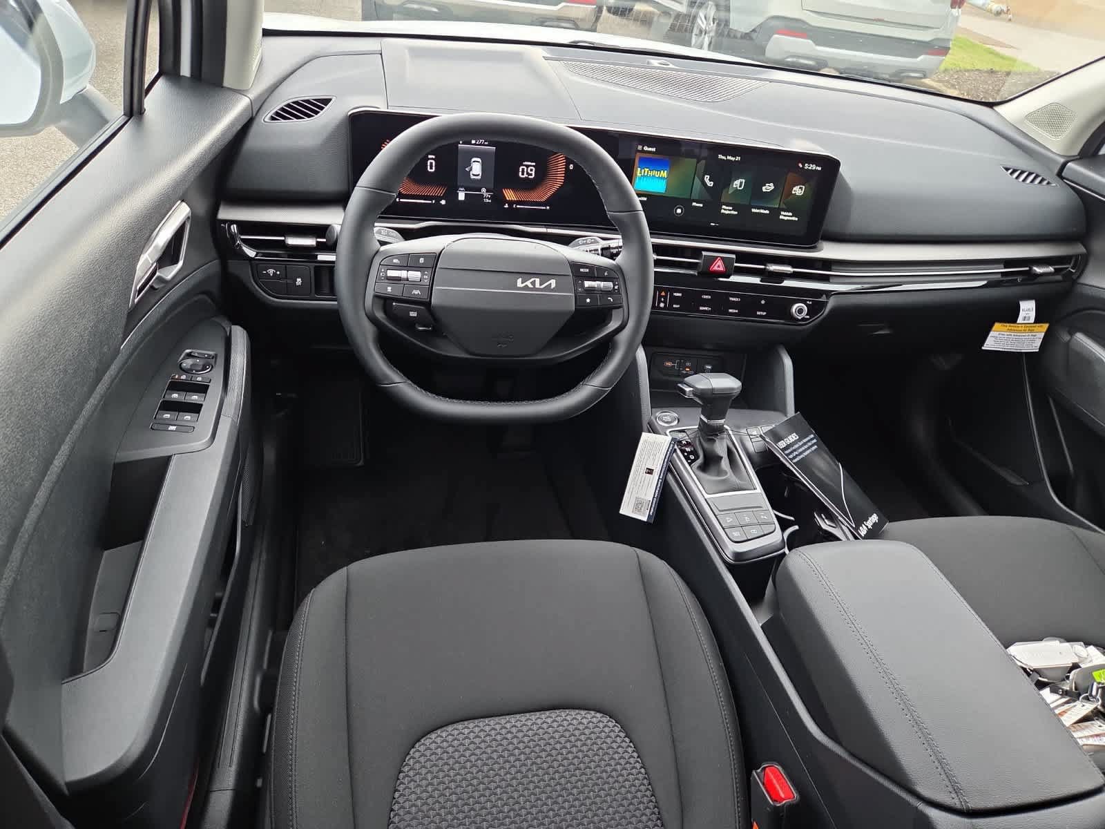 New 2026 Kia Sportage LX w/ LX Convenience Package FWD image 7
