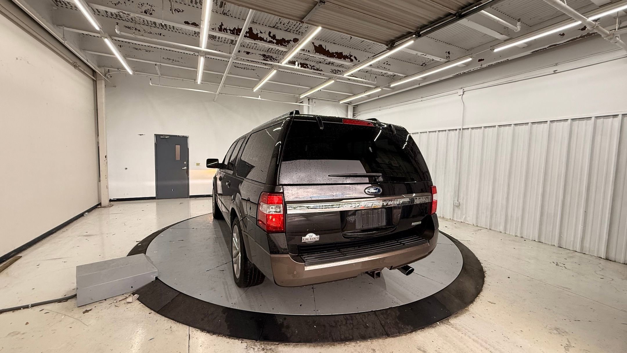 Used 2015 Ford Expedition EL King Ranch AWD/4WD image 8