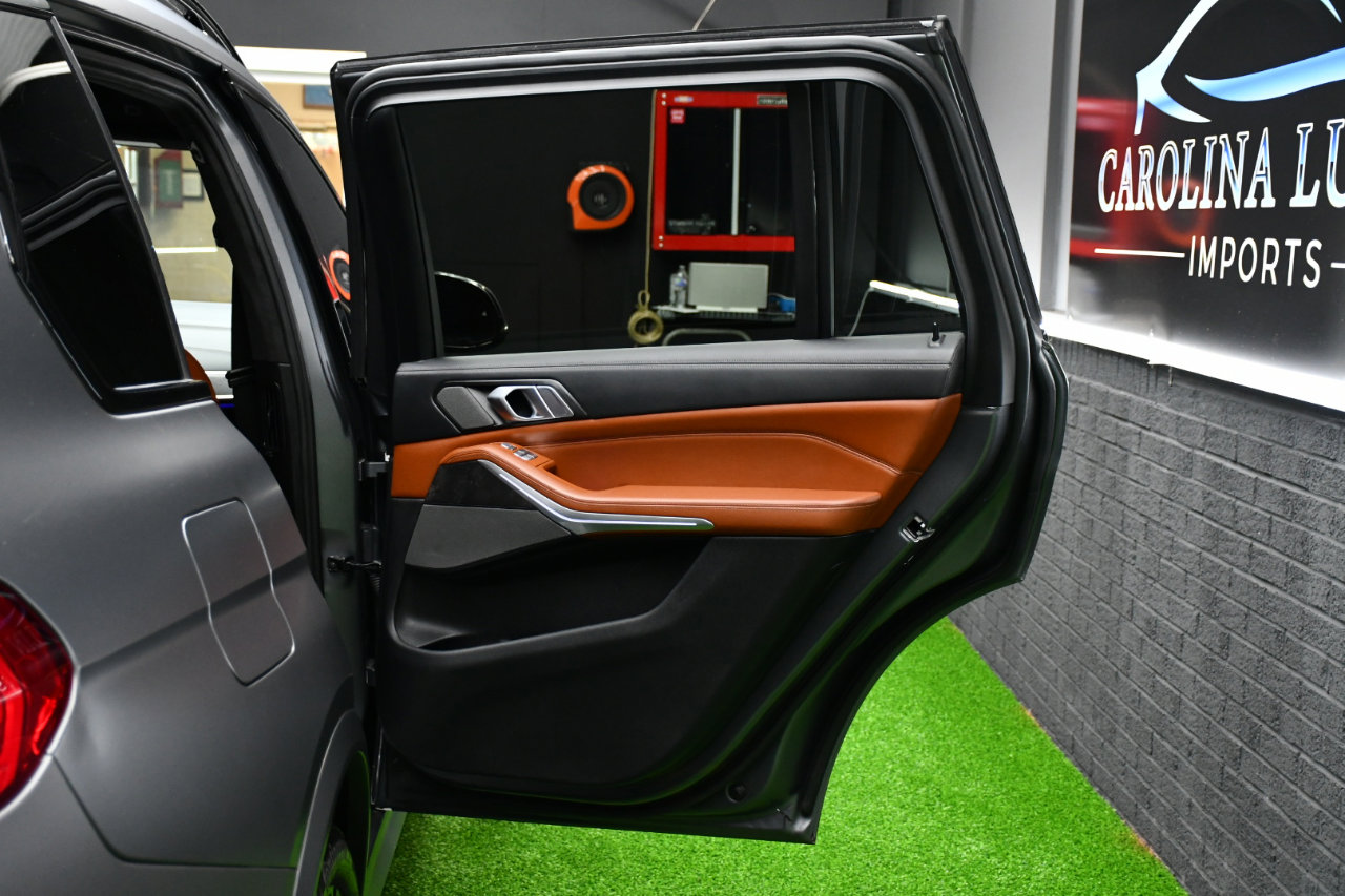 Used 2022 BMW X7 M50i w/ Executive Package image 43