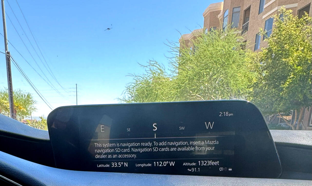 Used 2023 MAZDA MAZDA3 s image 19