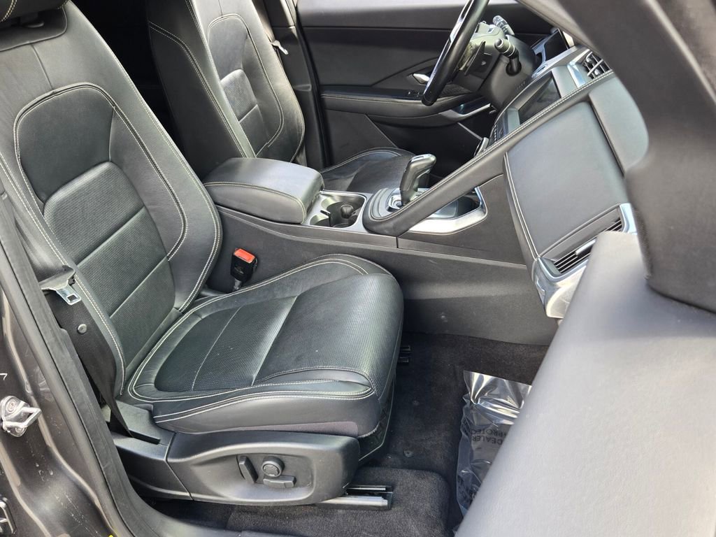 Used 2020 Jaguar E-PACE R-Dynamic S image 16