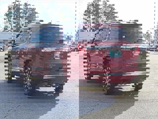 Certified 2023 GMC Acadia Denali w/ Denali Ultimate Package image 5