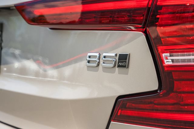 Certified 2023 Volvo S60 B5 Ultimate AWD/4WD image 8