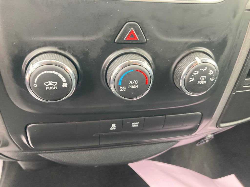 Used 2017 RAM 1500 Express w/ Express Value Package image 25