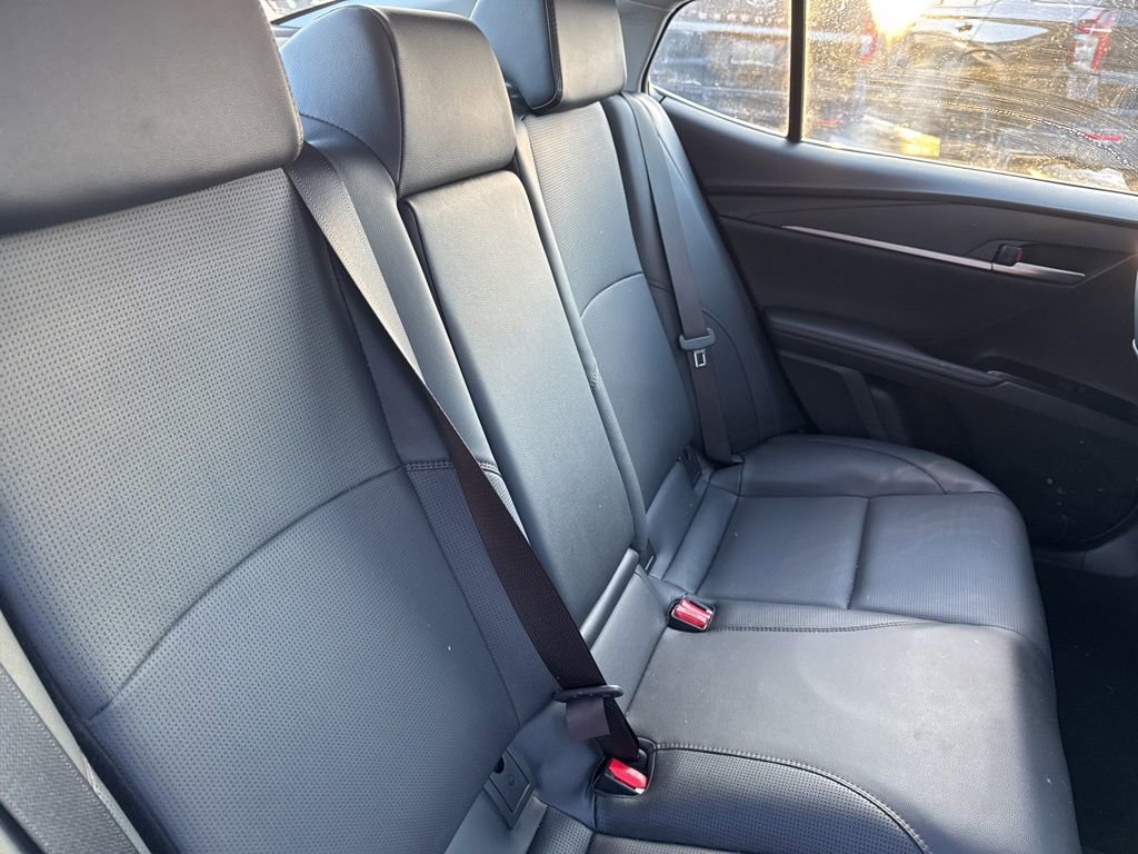 Used 2025 Toyota Camry XLE image 40