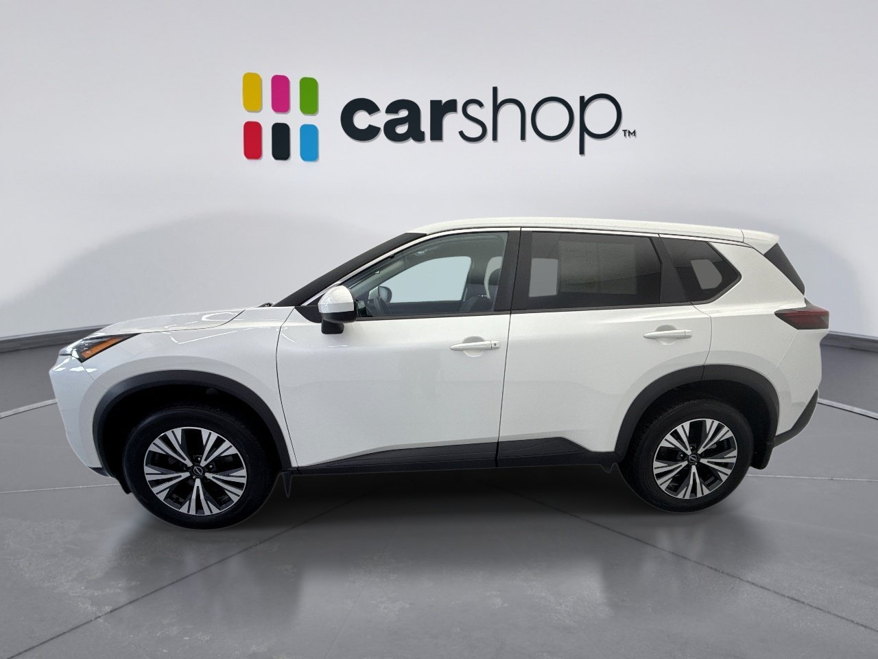 Used 2023 Nissan Rogue SV AWD/4WD image 2