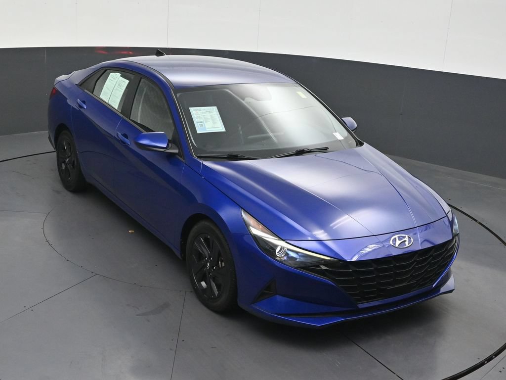 Used 2022 Hyundai Elantra SEL w/ Convenience Package FWD image 22