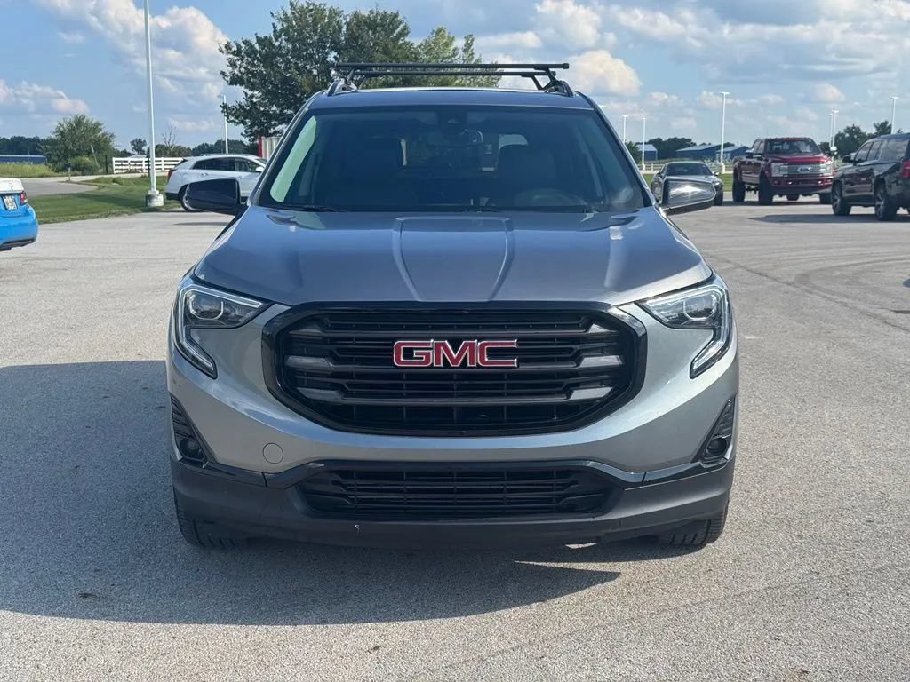 Used 2020 GMC Terrain SLT w/ Preferred Package AWD/4WD image 2
